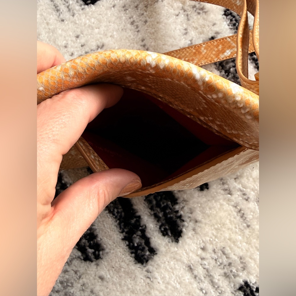 NWOT Hammitt Tony Medium Python Print Crossbody B… - image 3